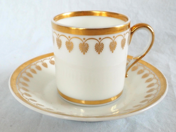 Nast : service à café d’époque Empire en porcelaine de Paris blanche et or - 12 personnes