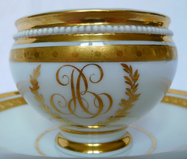 Manufacture Neppel à Paris : service à café d'époque Empire, porcelaine blanc et or