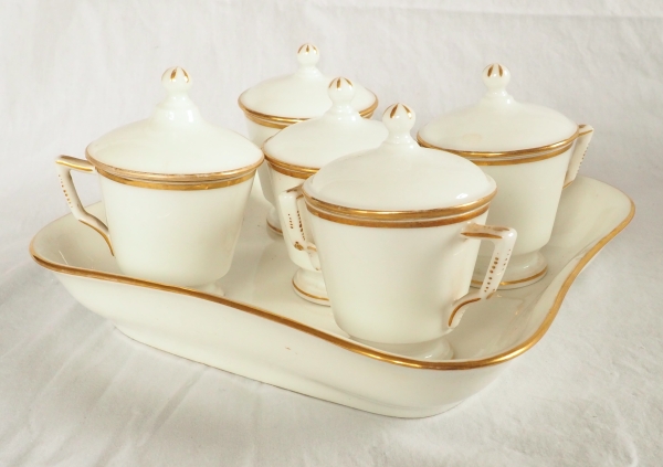 Nast : Empire porcelain creamware set enhanced with fine gold - early 19th century