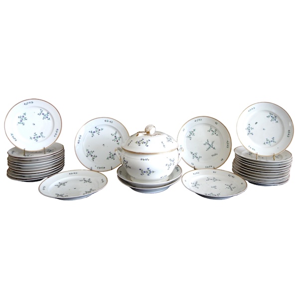 18th century Paris porcelain table set - 58 pieces