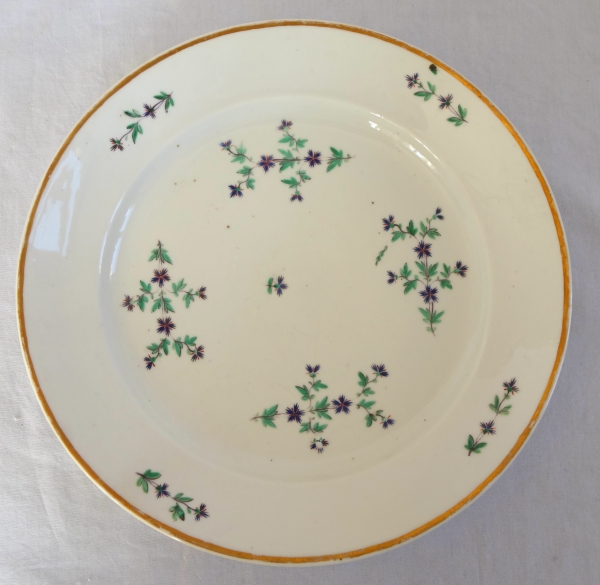 18th century Paris porcelain table set - 58 pieces