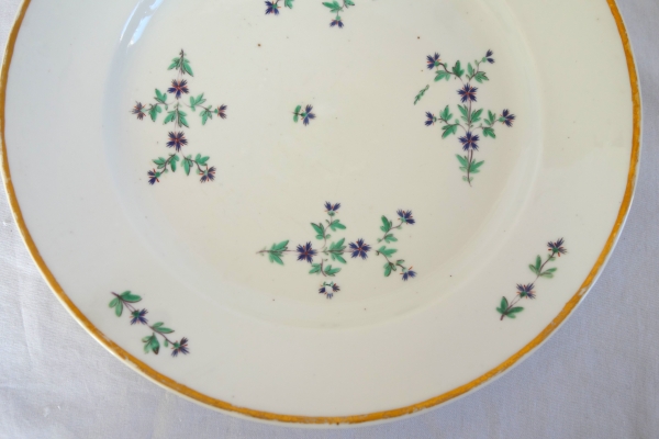 18th century Paris porcelain table set - 58 pieces