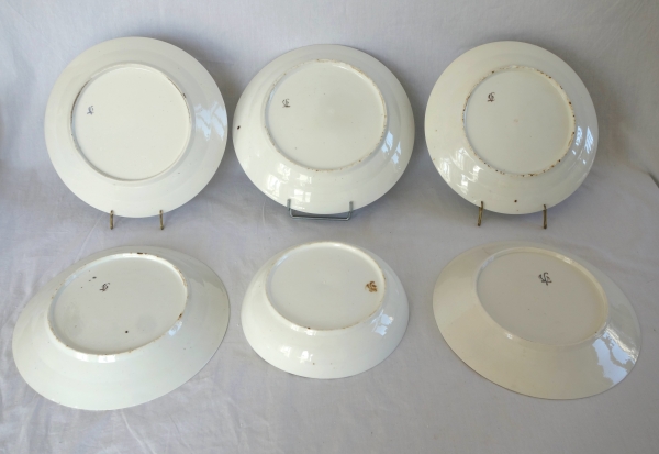18th century Paris porcelain table set - 58 pieces