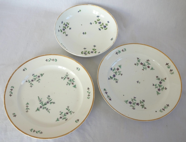 18th century Paris porcelain table set - 58 pieces