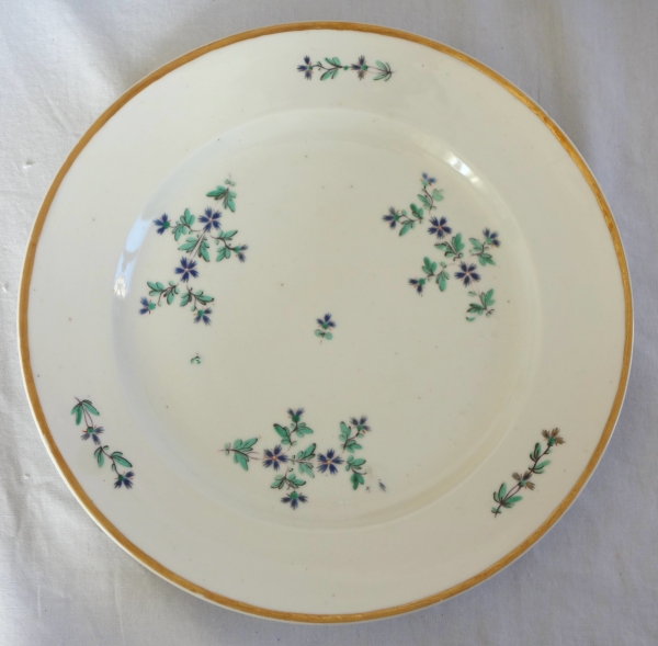18th century Paris porcelain table set - 58 pieces