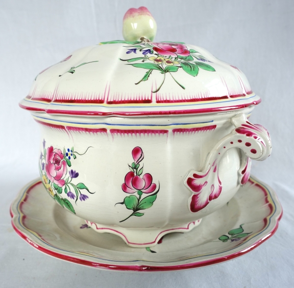 Soupière et son dormant en faïence de Lunéville polychrome, décor réverbère - signée 