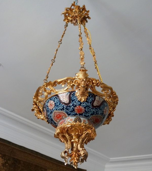 Imari porcelain and ormolu chandelier - Chateau de Verteuil / de La Rochefoucauld - 19th century