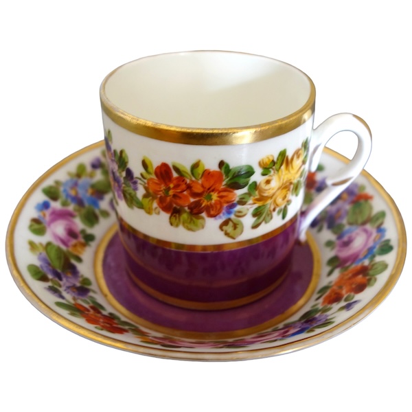 Paris porcelain litron-shaped coffee cup - polychromatic and gilt pattern - circa 1820