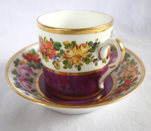 Paris porcelain litron-shaped coffee cup - polychromatic and gilt pattern - circa 1820