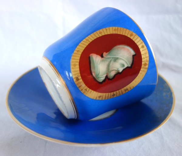 Large Paris porcelain coffee cup or chocolate cup, 19th century circa 1850