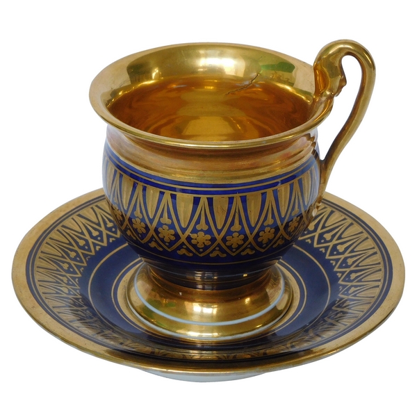 Empire Paris blue porcelain coffee cup enhanced with fine gold - early 19th century