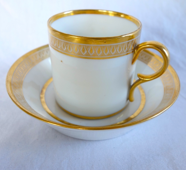 Paris porcelain litron-shaped coffee cup - Louis XVI period