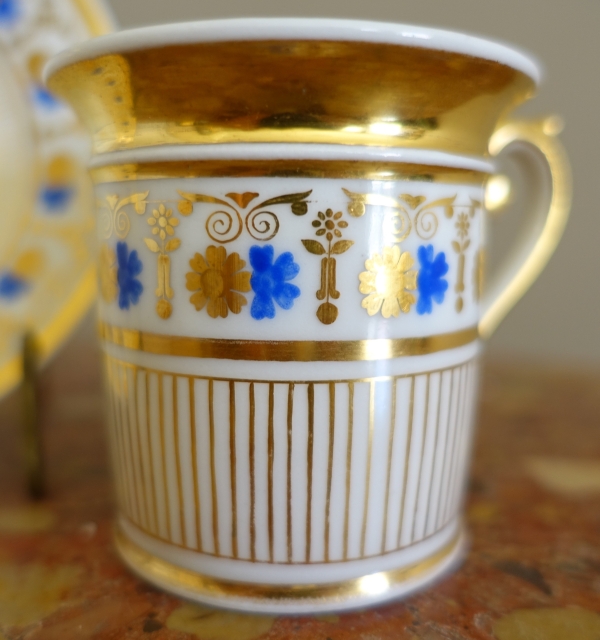 Empire Paris porcelain litron-shaped coffee cup, 19th century circa 1820 - 1830