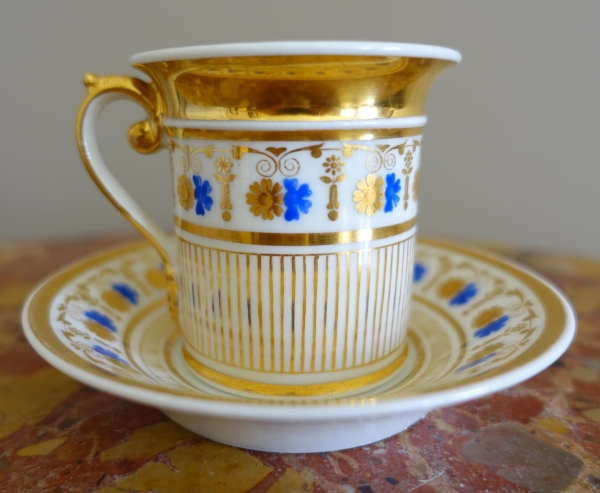 Empire Paris porcelain litron-shaped coffee cup, 19th century circa 1820 - 1830