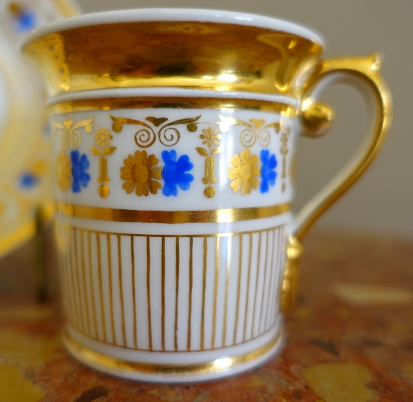 Empire Paris porcelain litron-shaped coffee cup, 19th century circa 1820 - 1830