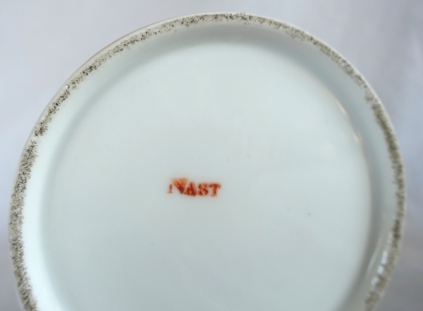 Manufacture Nast : verseuse théière en porcelaine de Paris dorée à l'or - époque Empire - signée