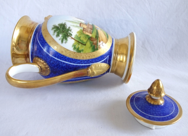 Verseuse / théière Empire à décor bleu et or en porcelaine de Paris, époque Restauration