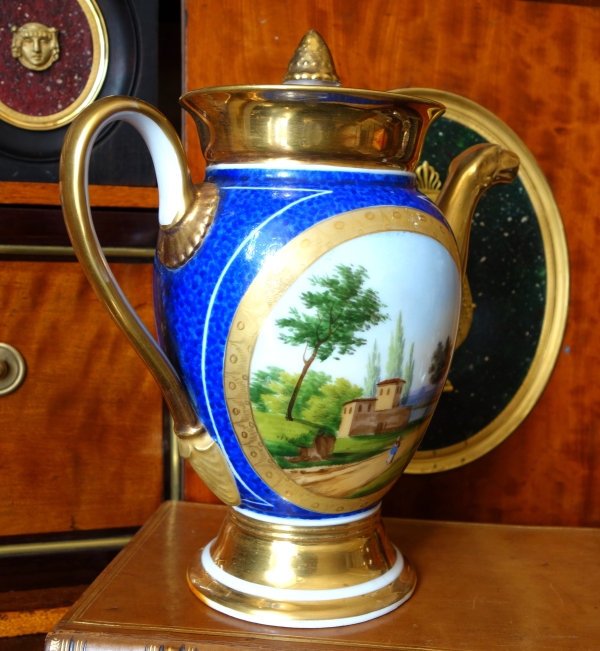 Verseuse / théière Empire à décor bleu et or en porcelaine de Paris, époque Restauration