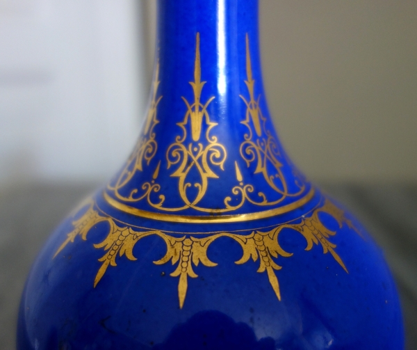Sevres Manufacture : blue porcelain vase enhanced with fine gold - signed, dated 1861