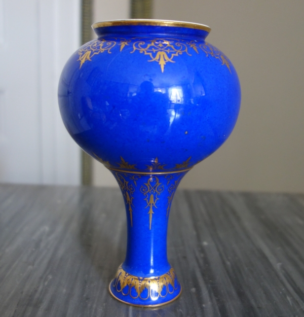 Sevres Manufacture : blue porcelain vase enhanced with fine gold - signed, dated 1861