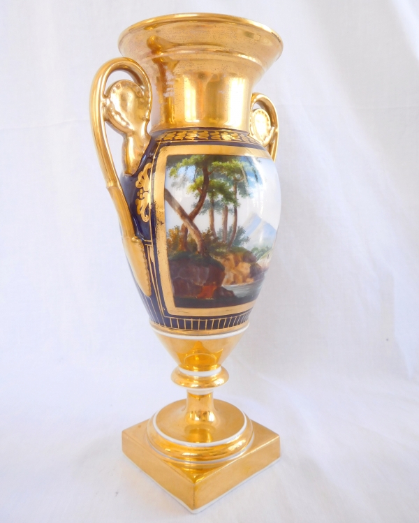 Vase d'ornement en porcelaine attribué à la Manufacture Darte - époque Empire Restauration