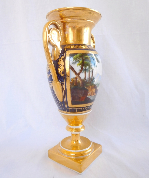 Vase d'ornement en porcelaine attribué à la Manufacture Darte - époque Empire Restauration