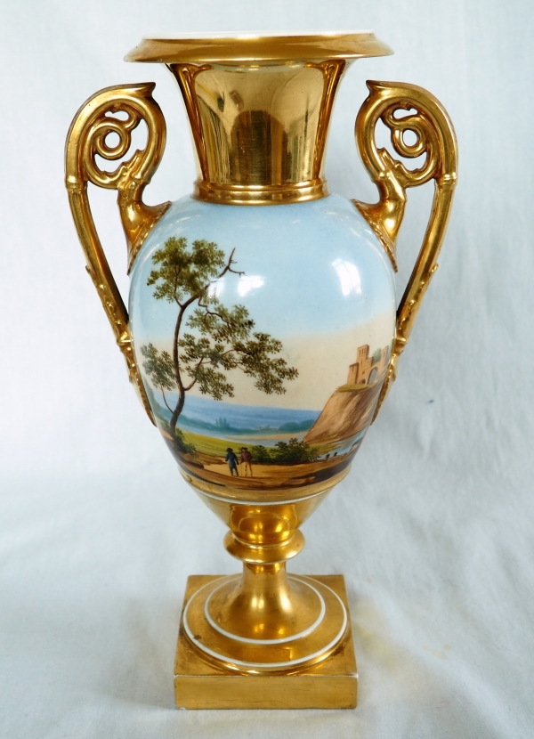 Vase Empire à paysage tournant en porcelaine de Paris, début XIXe siècle - 30cm