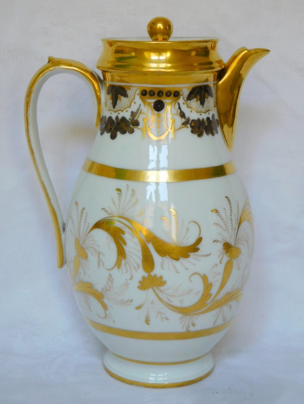 Verseuse / cafetière en porcelaine d'époque Louis XVI Directoire fin XVIIIe siècle