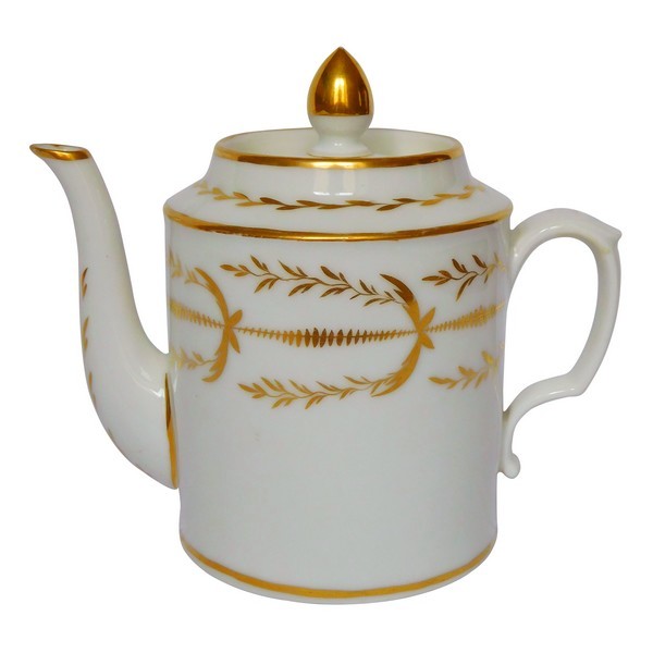 Fine gold gilt Paris porcelain teapot, Empire production, early 19th century