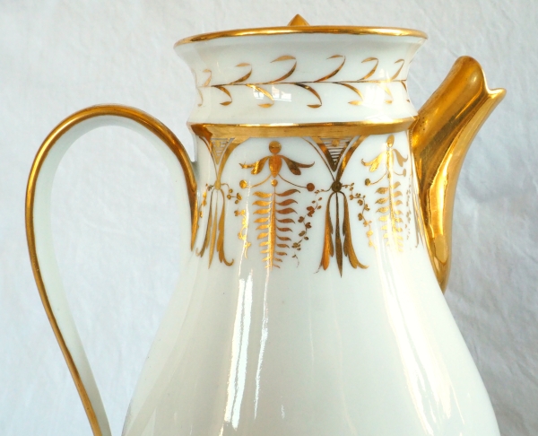 Empire Paris porcelain coffee pot enhanced with fine gold attributed to Locre