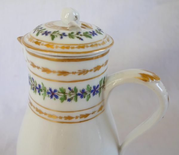 18th century Paris porcelain coffee pot attributed to Manufacture du Duc d'Angouleme