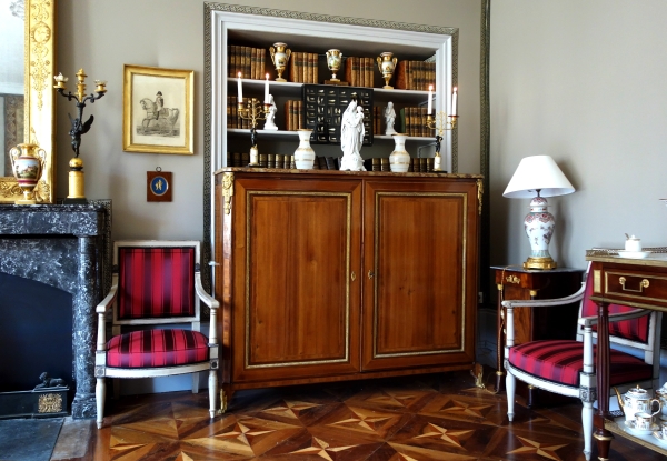 Grande Vierge à l'Enfant en biscuit de porcelaine d'époque Napoléon III