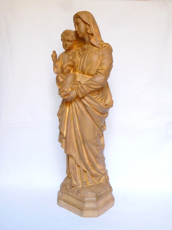 Vierge à l'Enfant Jésus, grande statue XIXe en plâtre patiné terre cuite
