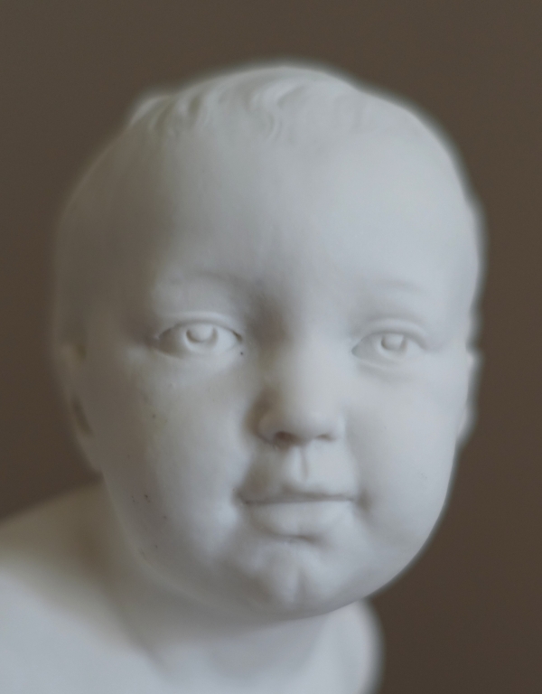 Madame Royale, Marie Thérèse Charlotte de France, l'enfant au coussin en biscuit attribué à Dagoty