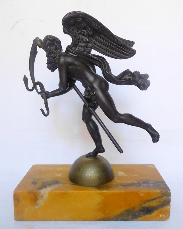 La fuite du temps, personnage de Chronos en bronze et marbre d'époque Restauration