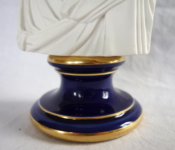 Manufacture Impériale de Sèvres : buste de Brutus en biscuit de Porcelaine - signé et daté 1867