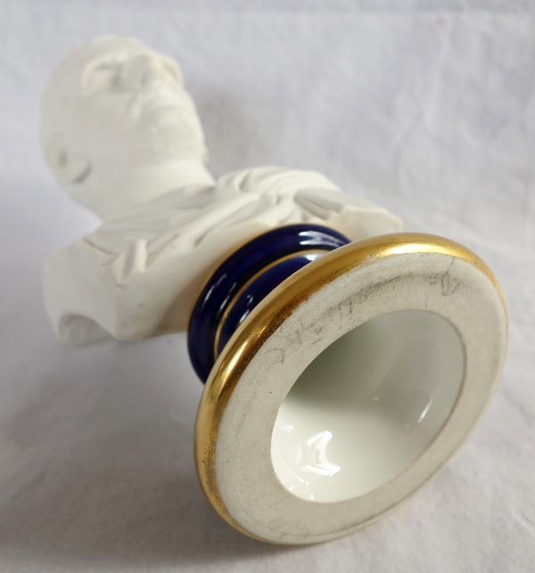 Manufacture Impériale de Sèvres : buste de Brutus en biscuit de Porcelaine - signé et daté 1867