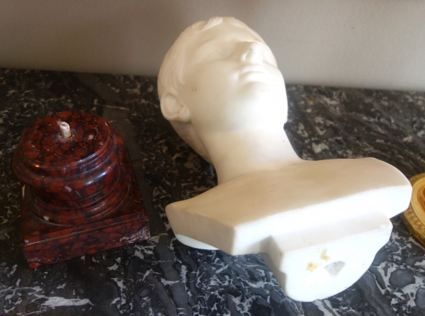 Antique-style marble bust of Emperor August, 19th century