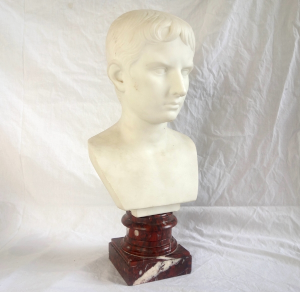 Antique-style marble bust of Emperor August, 19th century