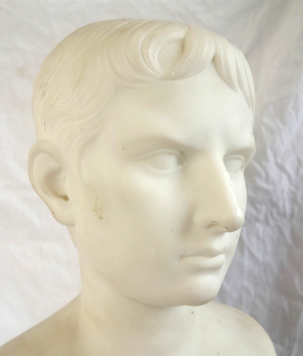 Antique-style marble bust of Emperor August, 19th century