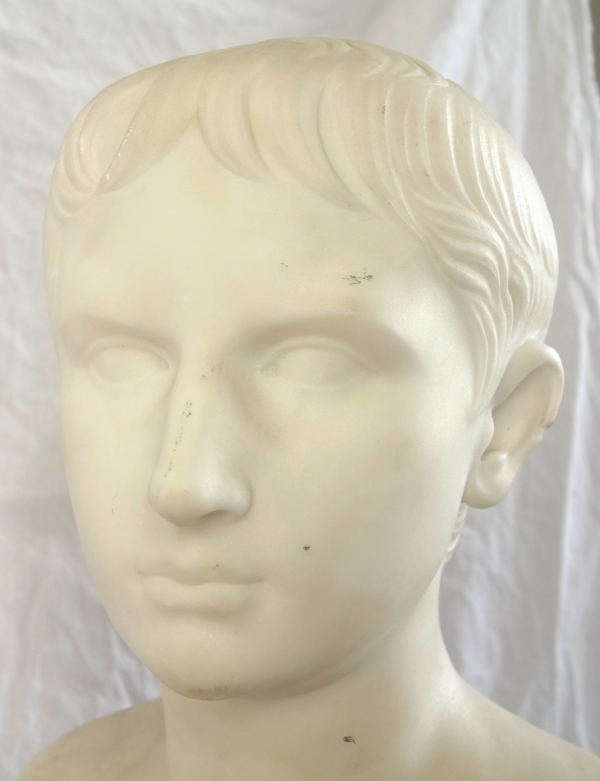 Antique-style marble bust of Emperor August, 19th century