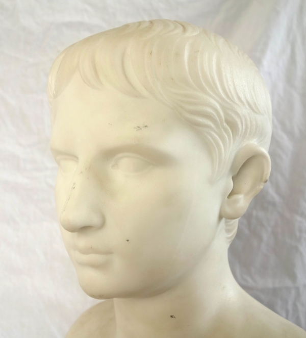 Antique-style marble bust of Emperor August, 19th century