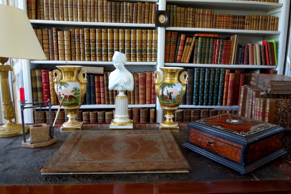 Niderviller (attribué à) : buste de Madame Récamier en biscuit de Porcelaine - début XIXe siècle