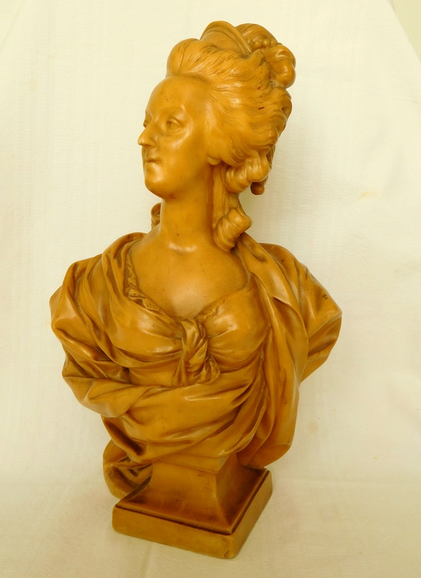 Buste de Marie-Antoinette Reine de France en cire - objet royaliste d'époque XIXe