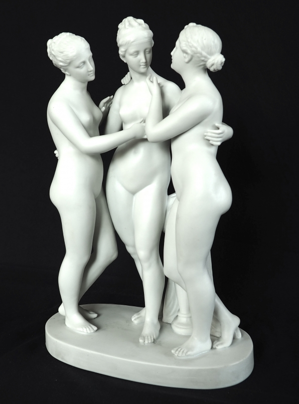 Les 3 Grâces, grand sujet mythologique en biscuit de porcelaine, époque XIXe - 36,3cm