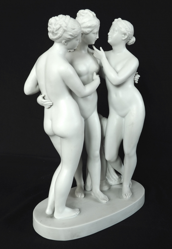 Les 3 Grâces, grand sujet mythologique en biscuit de porcelaine, époque XIXe - 36,3cm