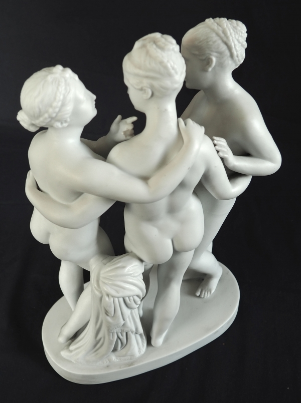 Les 3 Grâces, grand sujet mythologique en biscuit de porcelaine, époque XIXe - 36,3cm