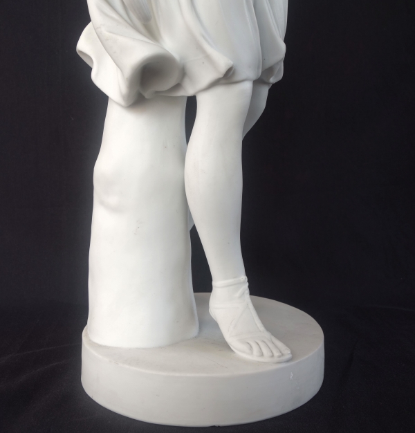 Grande statue néoclassique à l'antique en biscuit de porcelaine : Cérès - allégorie de l'été - 52cm