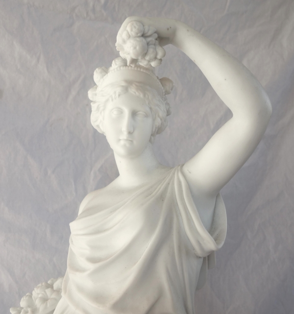 Grande statue néoclassique à l'antique en biscuit de porcelaine : Cérès - allégorie de l'été - 52cm