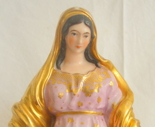 Grande statue Vierge de l'Assomption en porcelaine polychrome attribuée à Jacob Petit - Vers 1840